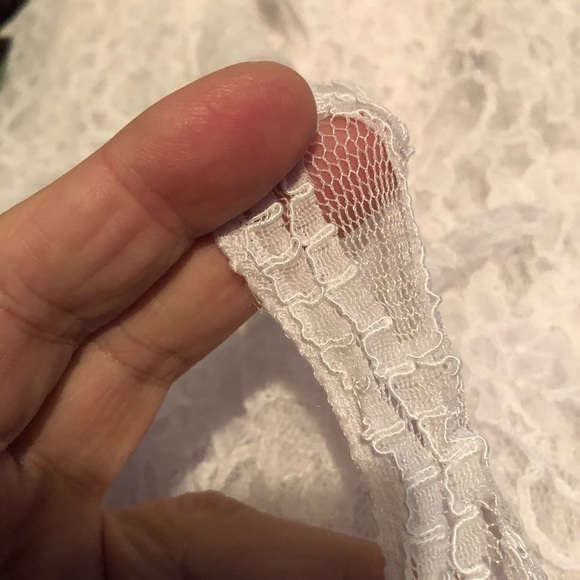 Elegant White Lace Fabric-72” by 150” aprox- a little stretch- gorgeous fabric - Picture 3 of 6